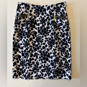 Michael Kors black & white floral print skirt size 4